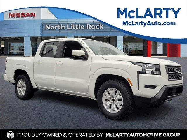 2022 Nissan Frontier SV's photo