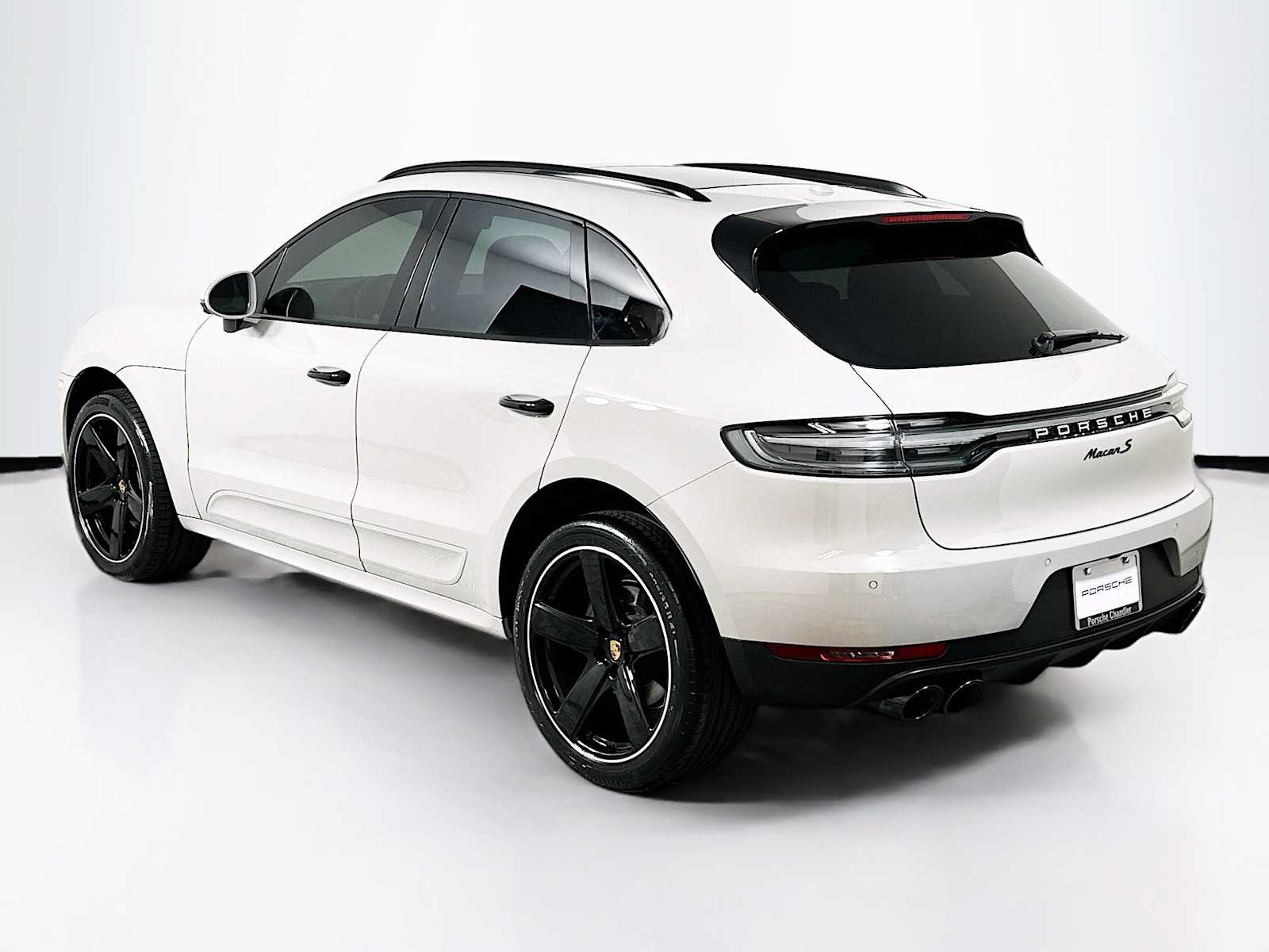 2021 Porsche Macan S photo 3