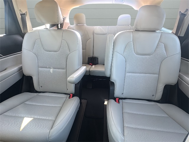 2022 Kia Telluride S photo 31