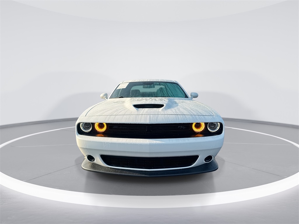 2023 Dodge Challenger R/T photo 3