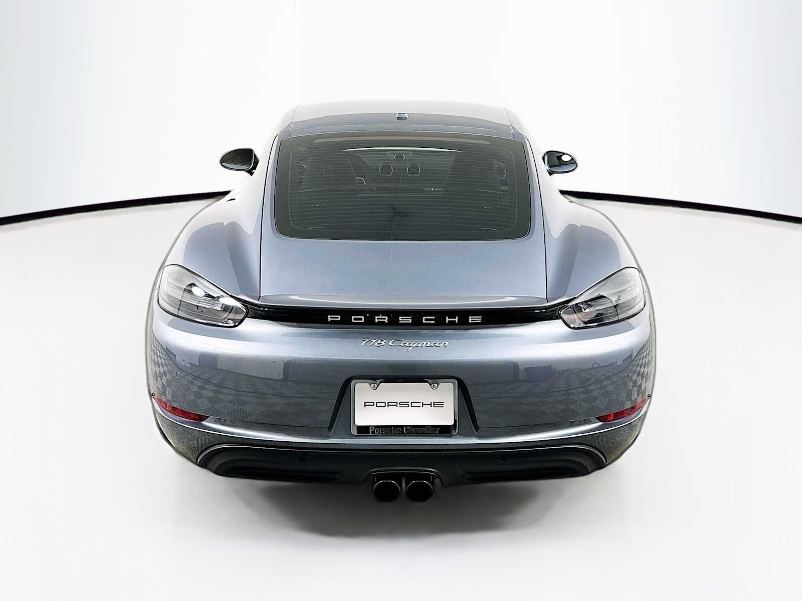 2025 Porsche Cayman photo 8