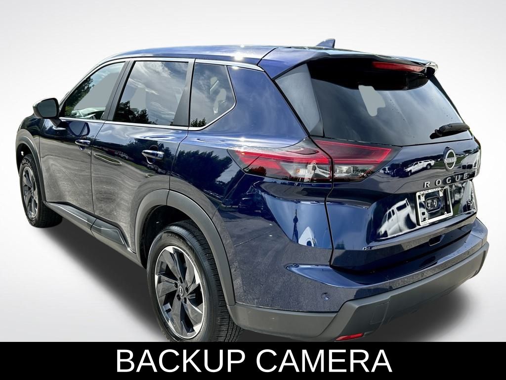 2024 Nissan Rogue SV photo 2