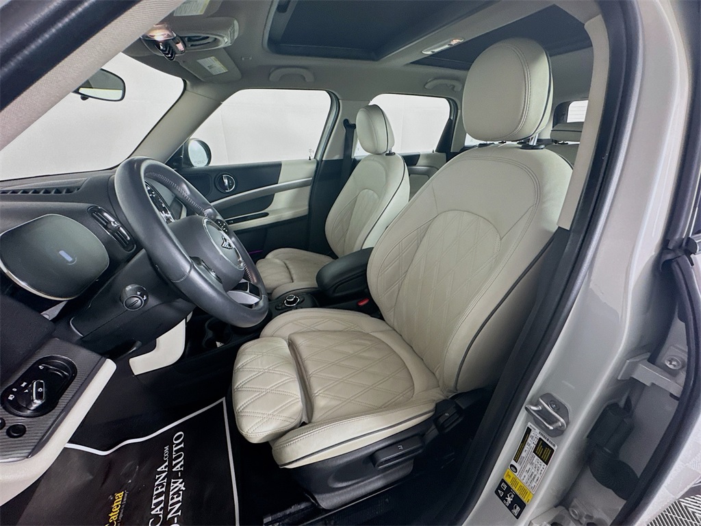 2023 Mini Cooper S ALL4 photo 16