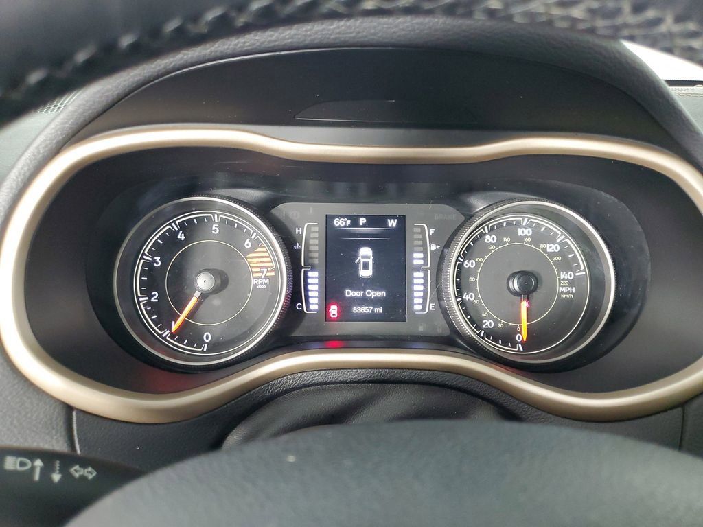 2018 Jeep Cherokee Latitude photo 21