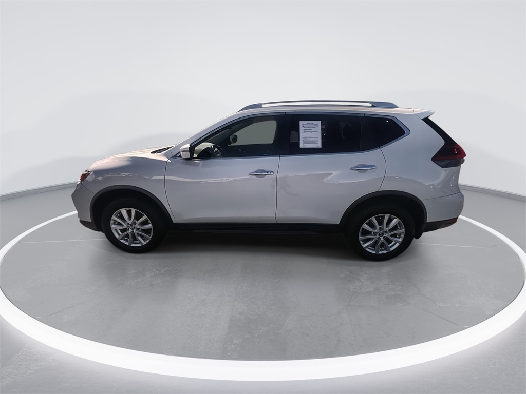 2020 Nissan Rogue SV photo 5