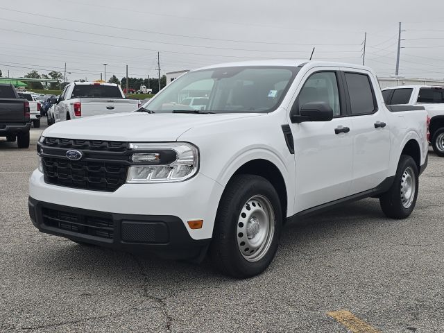 2024 Ford Maverick XL's photo