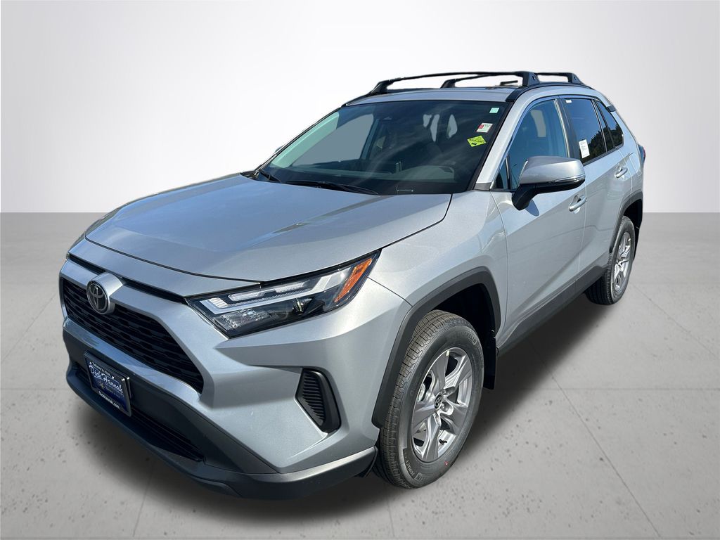 2025 Toyota RAV4 XLE photo 2