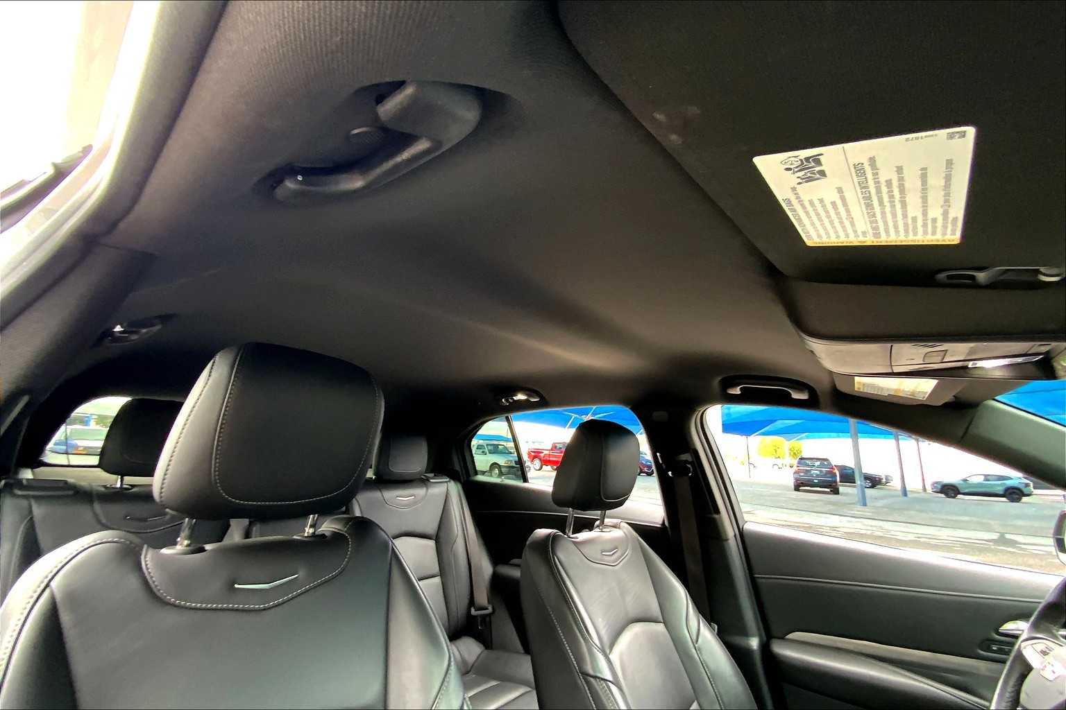 2024 Cadillac XT4 Premium Luxury photo 12