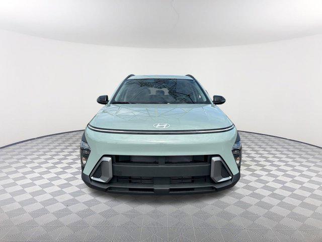 2026 Hyundai Kona SEL photo 2