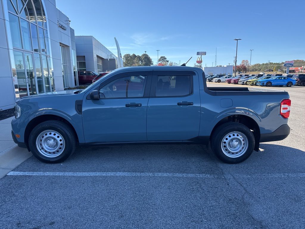 2022 Ford Maverick XL photo 3