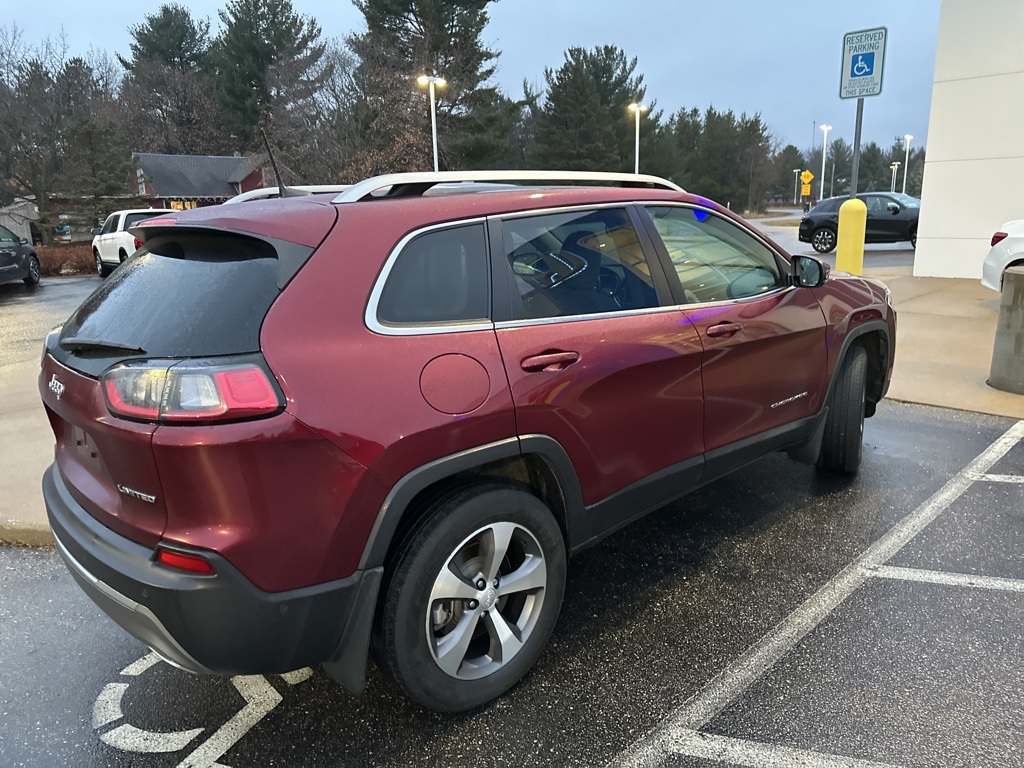 2021 Jeep Cherokee Limited photo 3