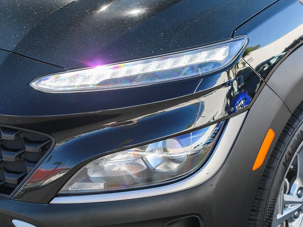 2023 Hyundai Kona SEL photo 4