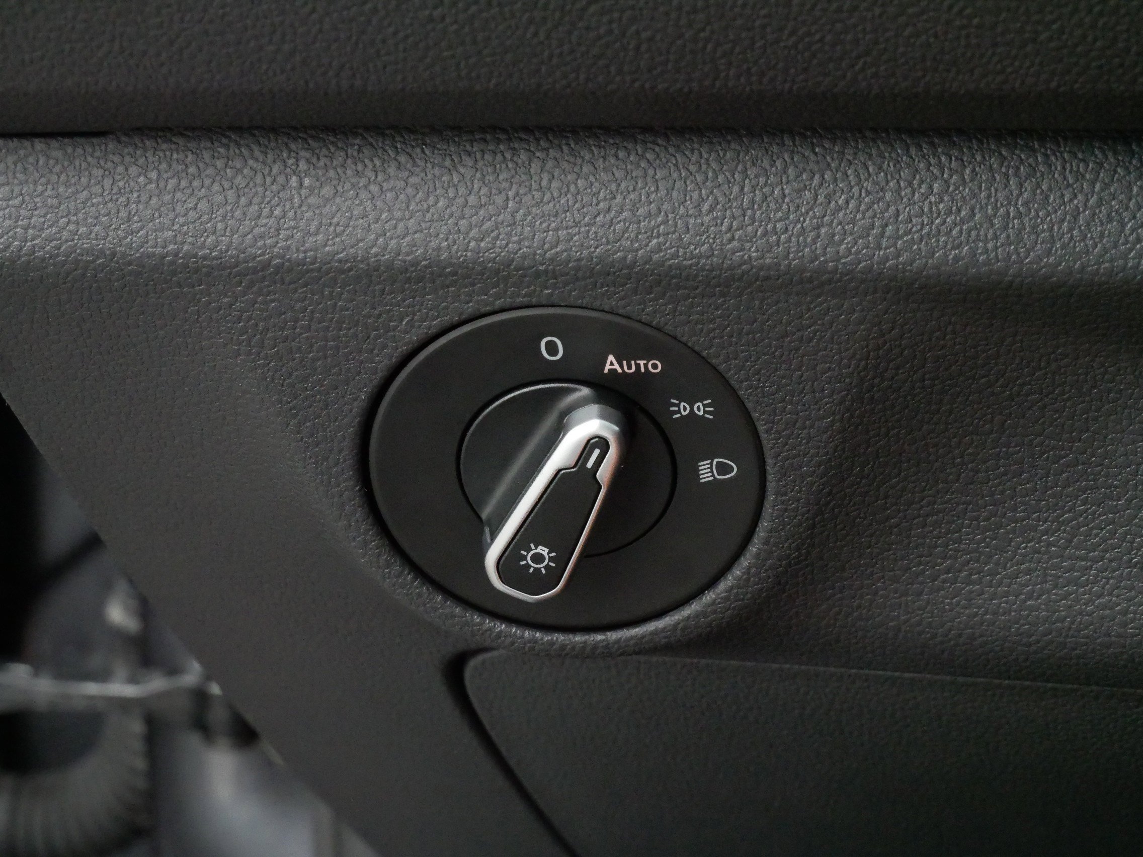 2024 Volkswagen Jetta SE photo 25
