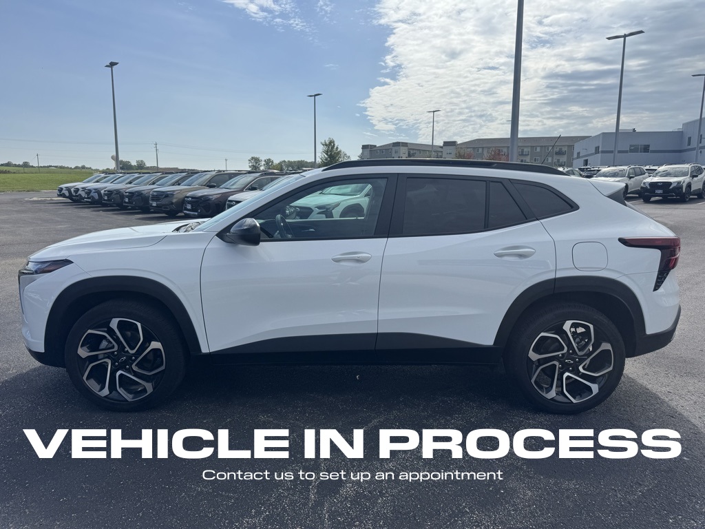 2025 Chevrolet Trax photo 6