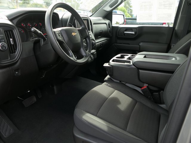 2025 Chevrolet Silverado Custom photo 14