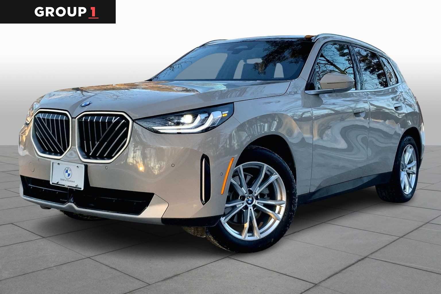 2025 BMW X3 30's photo