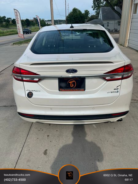 2018 Ford Fusion SE Hybrid photo 5