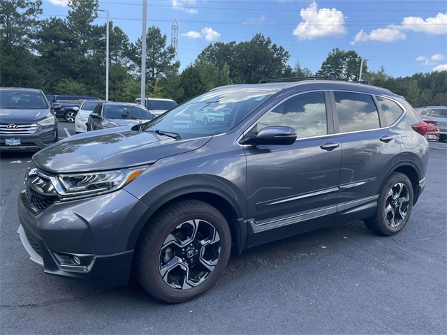 2017 Honda CR-V Touring photo 2
