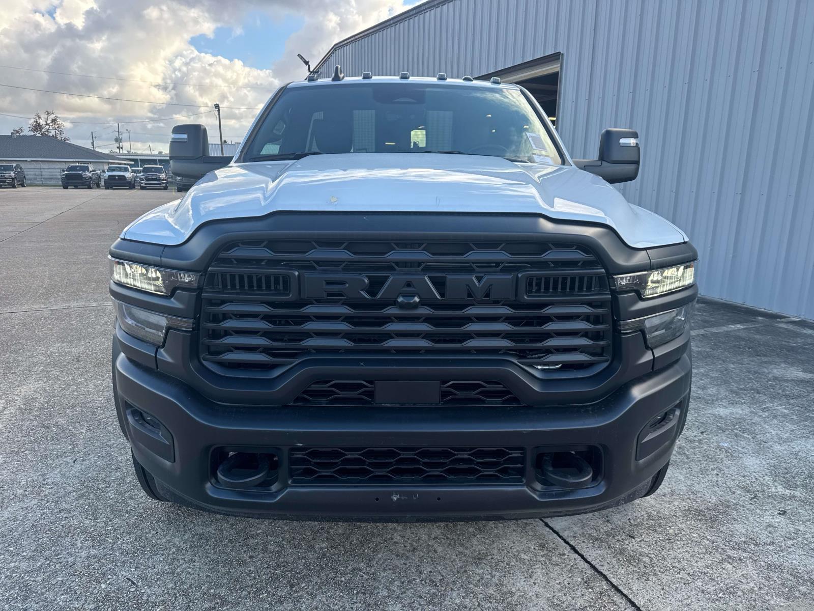 2026 Ram 5500 Tradesman photo 2