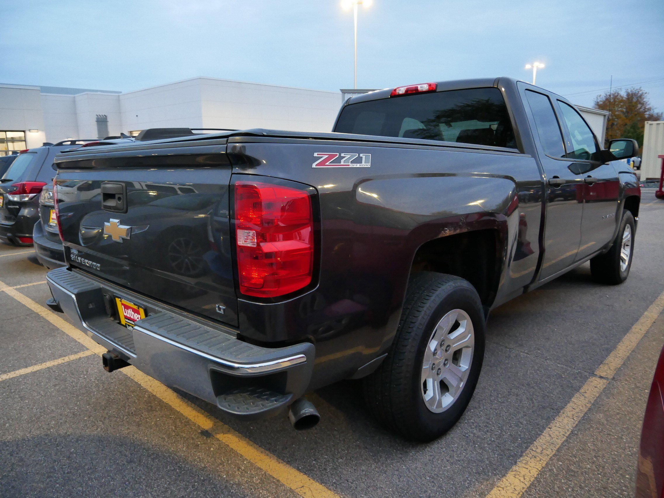 2014 Chevrolet Silverado 1500 LT photo 3