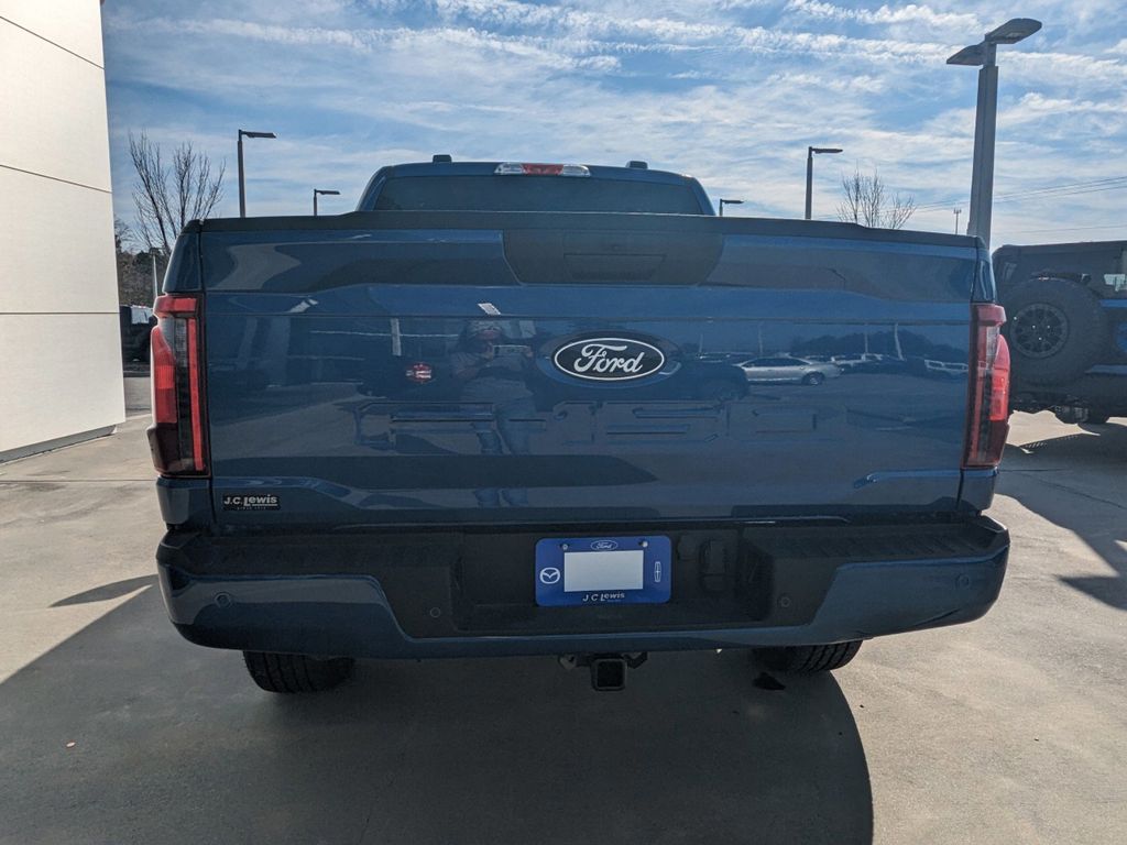 2025 Ford F-150 STX photo 4