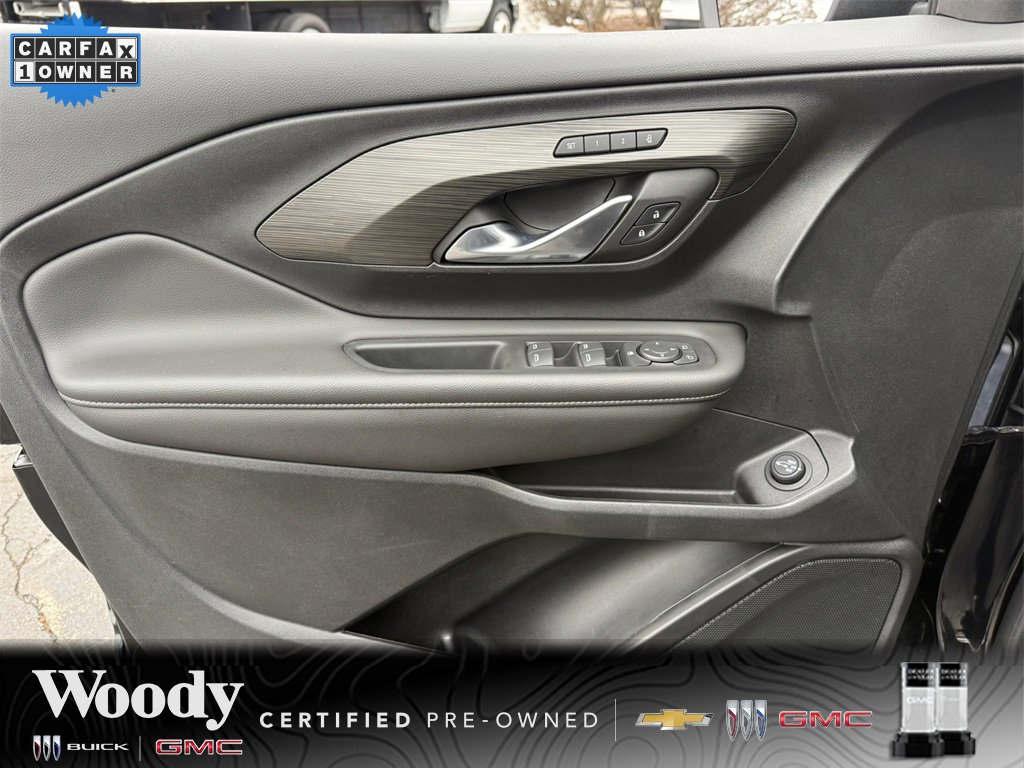 2023 GMC TERRAIN - Image 12