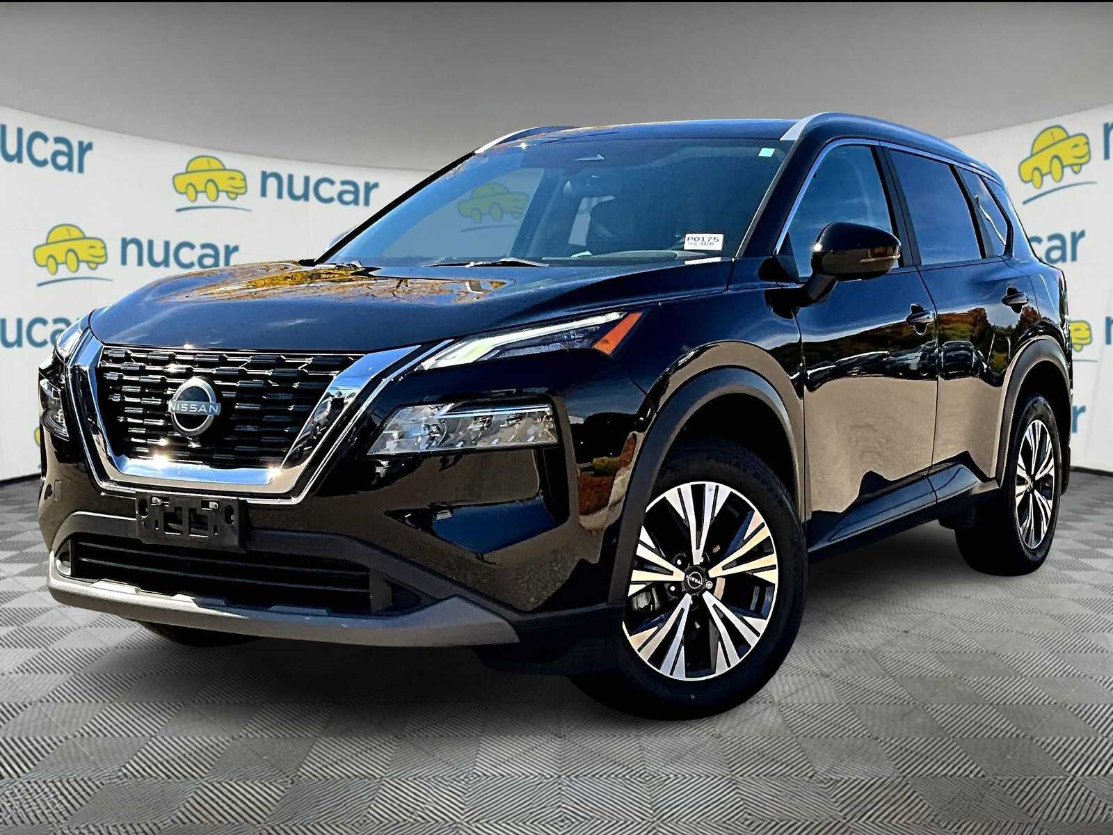 2023 Nissan Rogue SV photo 3