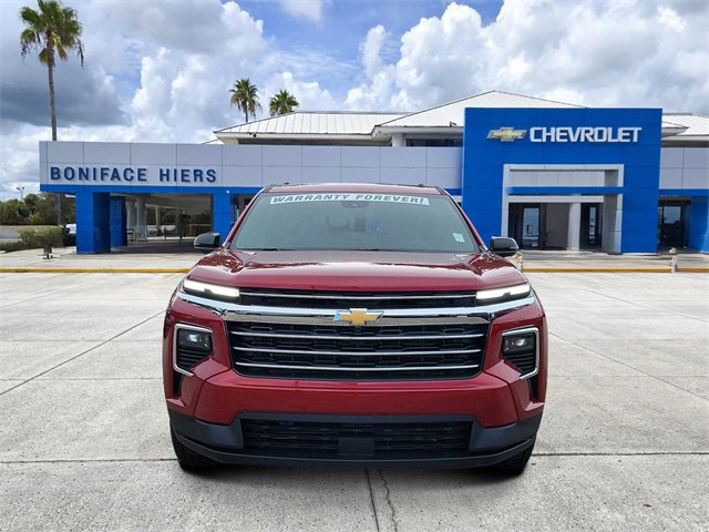 2026 Chevrolet Traverse photo 2