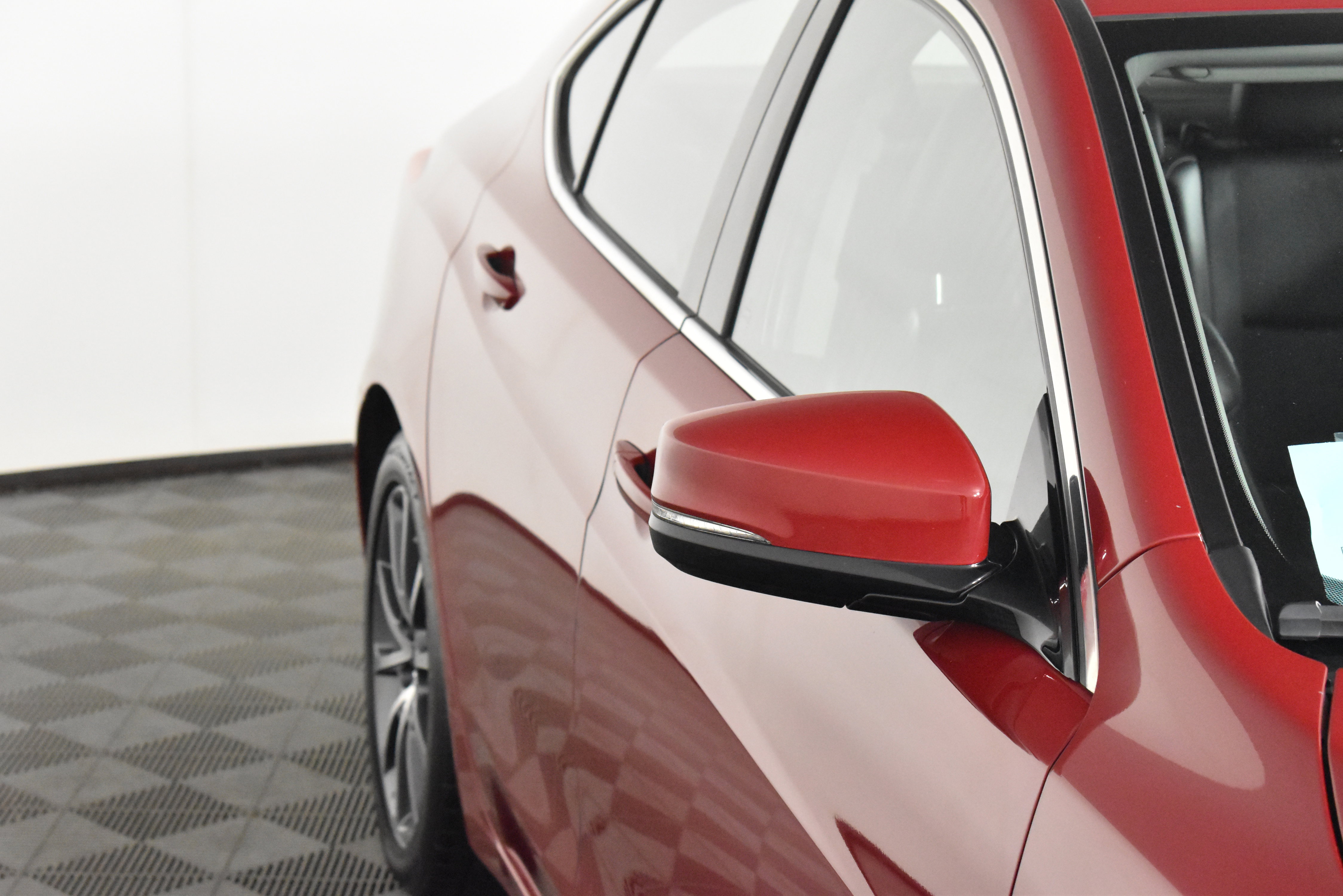 2017 Acura TLX Technology photo 3