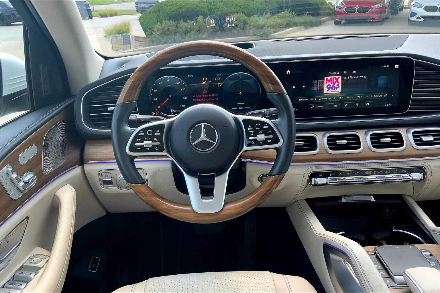 2022 Mercedes Benz GLE 450 4MATIC photo 5