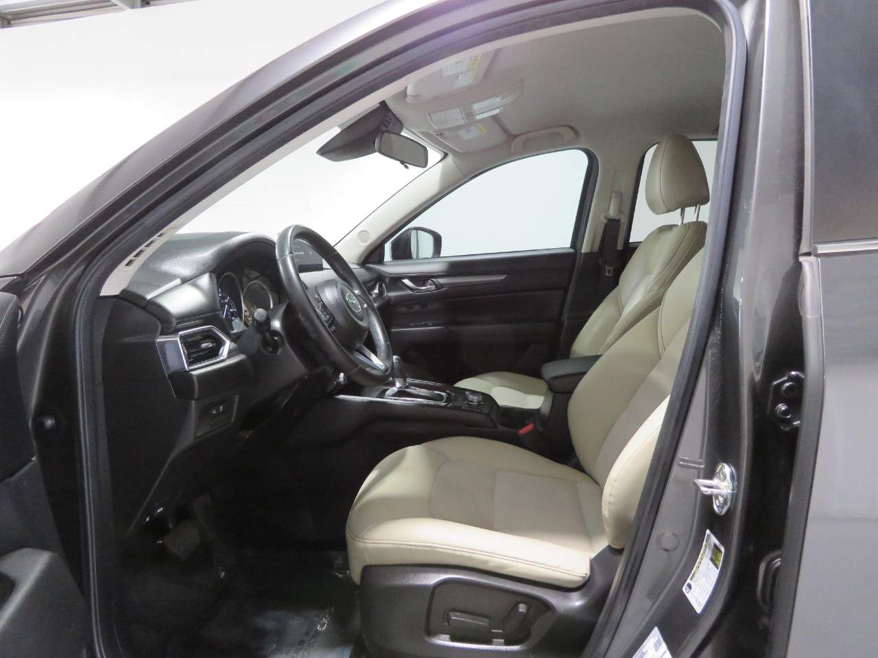 2023 Mazda CX-5 2.5 Select photo 10