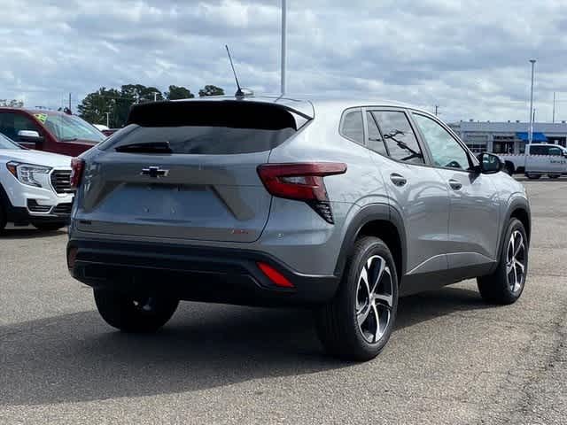 2026 Chevrolet Trax photo 2