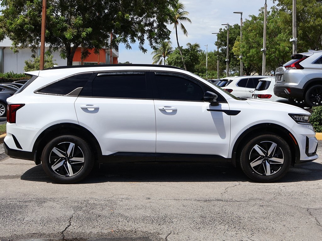2022 Kia Sorento EX photo 13