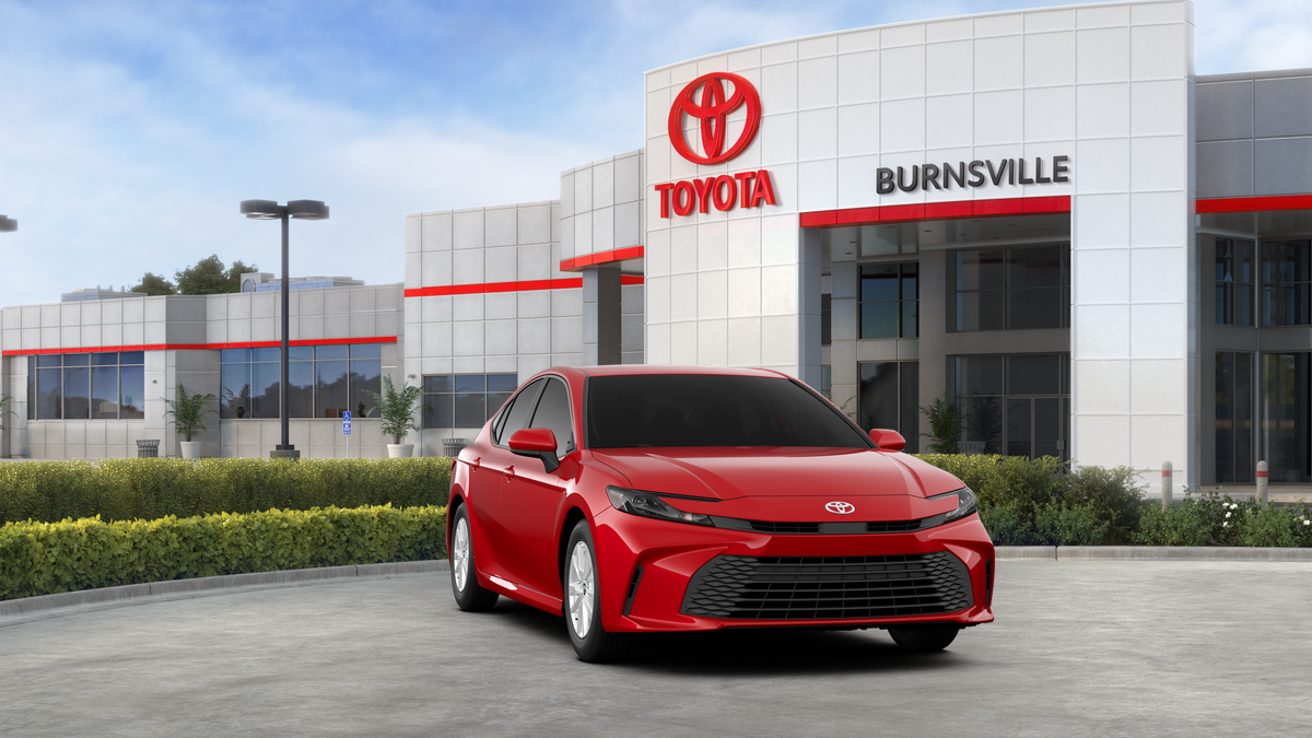 2025 Toyota Camry LE photo 15