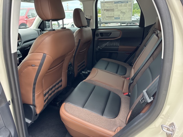 2025 Ford Bronco Sport Outer Banks photo 7