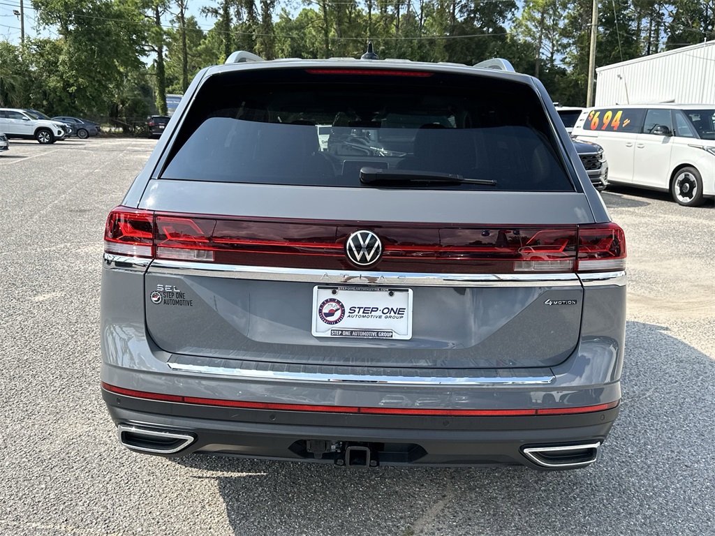2026 Volkswagen Atlas SEL photo 3