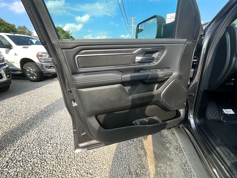 2026 Ram 1500 Laramie photo 10