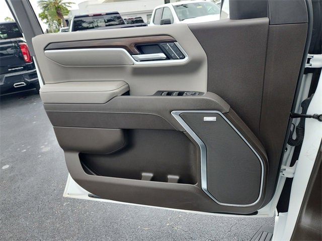 2025 Gmc Sierra 1500 SLT photo 19