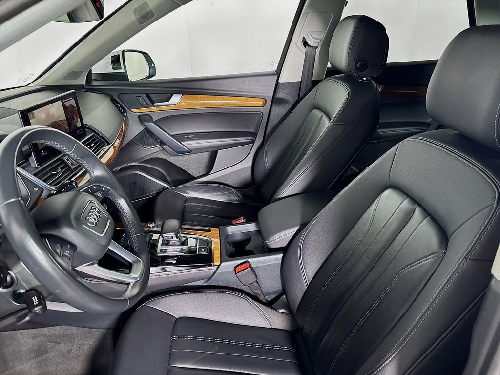 2023 Audi Q5 45 S line Premium Plus photo 11