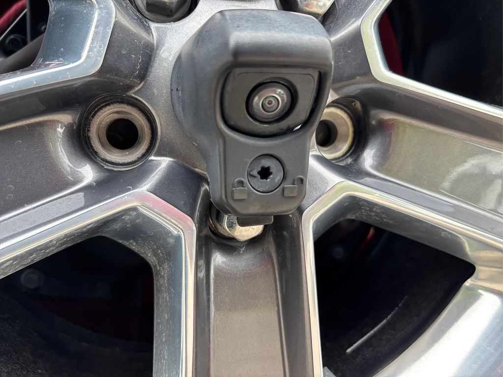 2021 Jeep Wrangler Unlimited Sahara photo 14