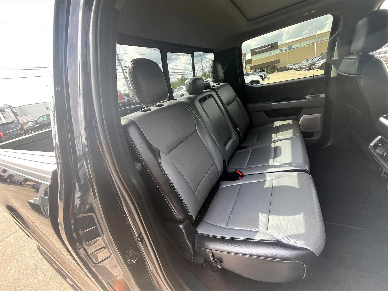 2021 Ford F-150 Lariat photo 15
