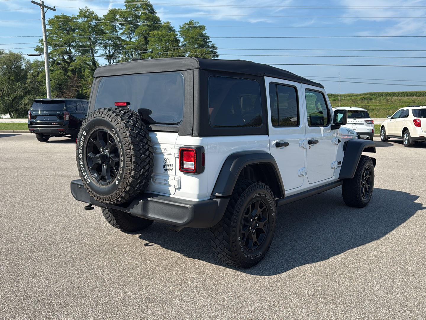 2022 Jeep Wrangler Unlimited Willys photo 15