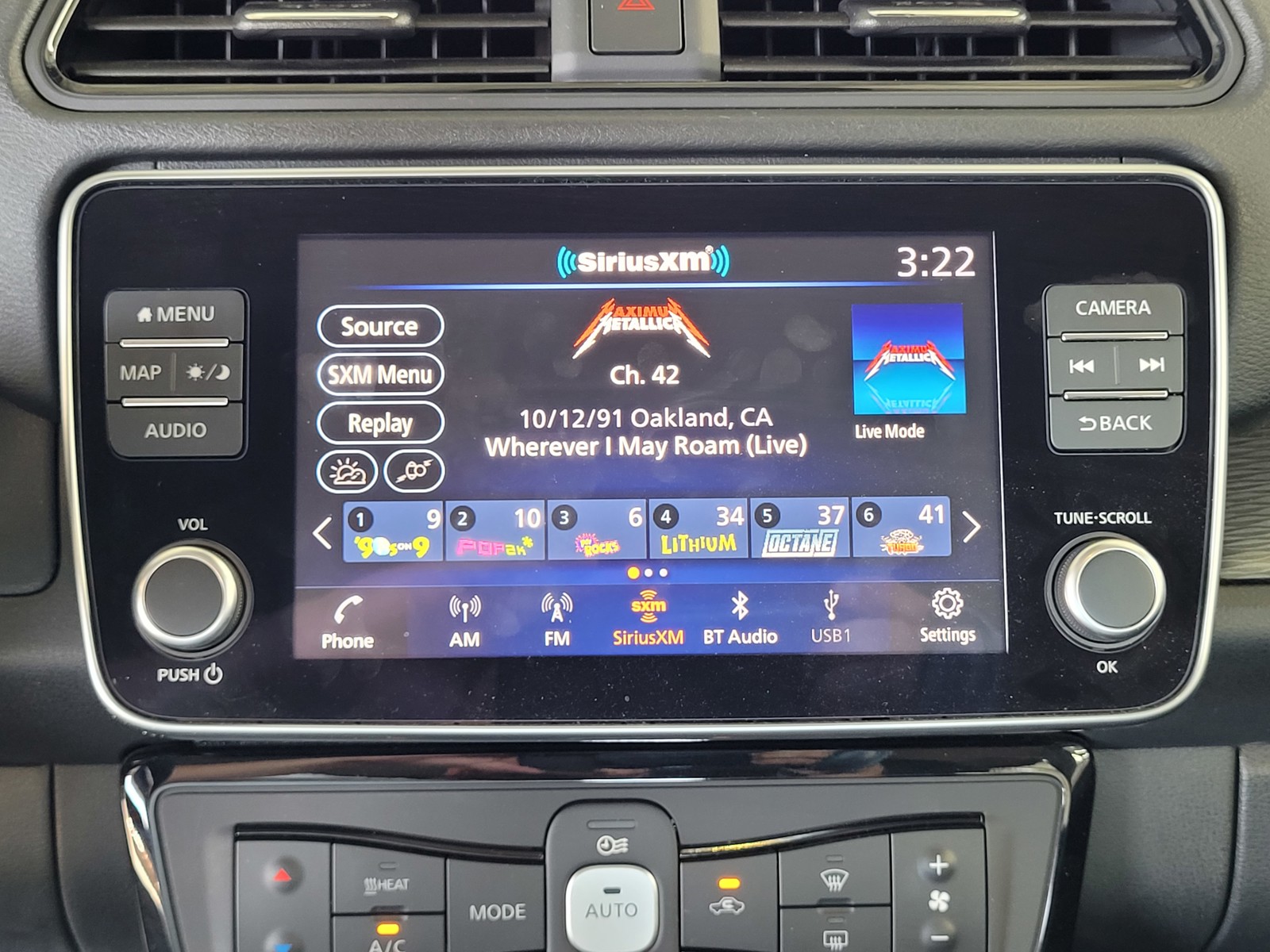 2023 Nissan Leaf SV Plus photo 10