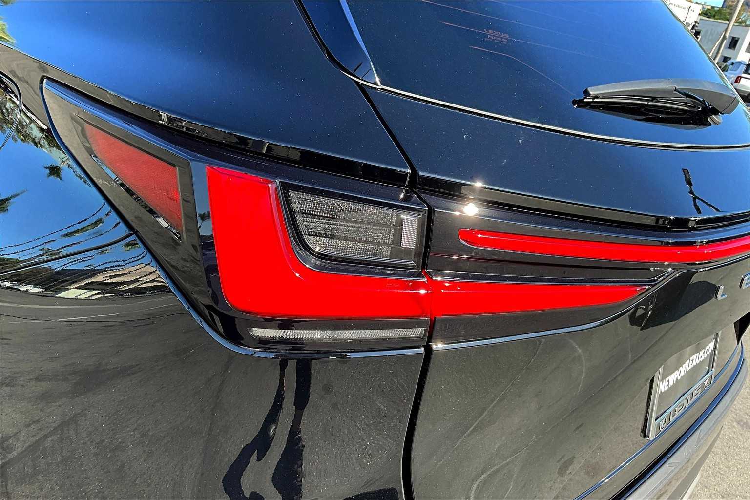 2024 Lexus NX 350 F SPORT Handling photo 26