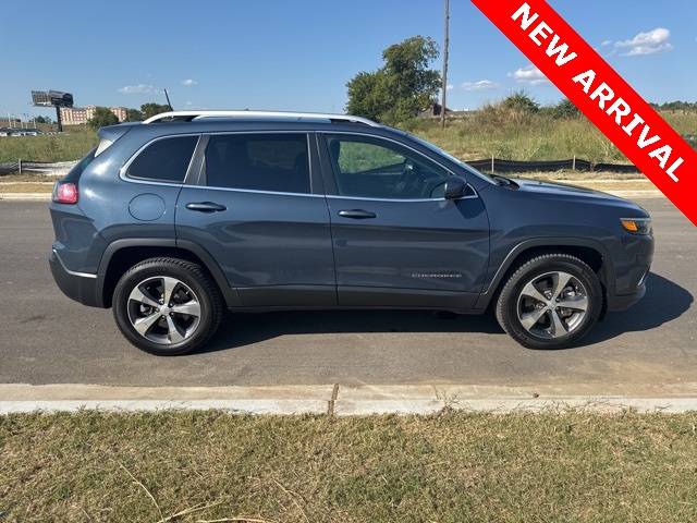 2020 Jeep Cherokee Limited photo 2