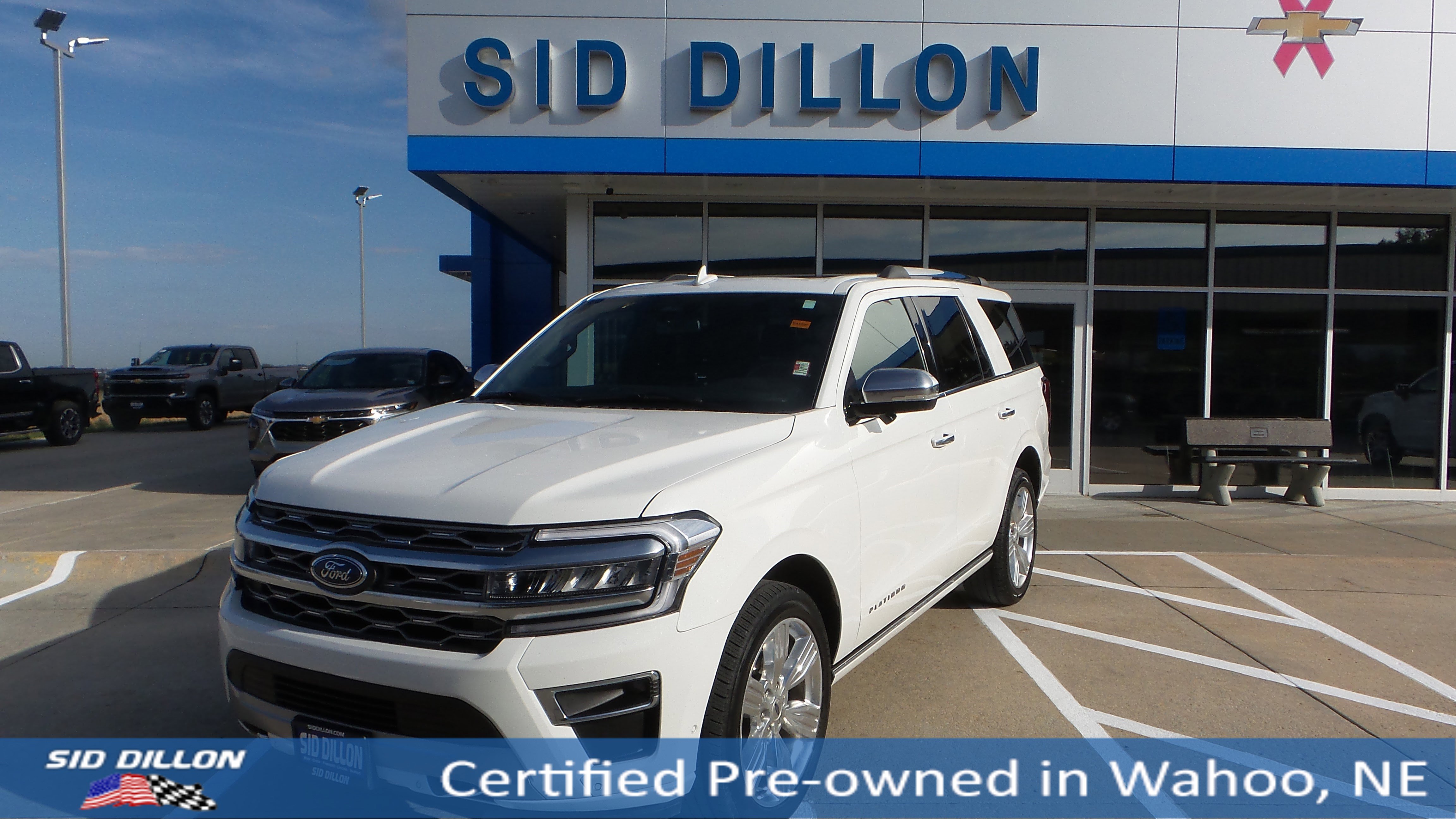 2024 Ford Expedition Platinum's photo