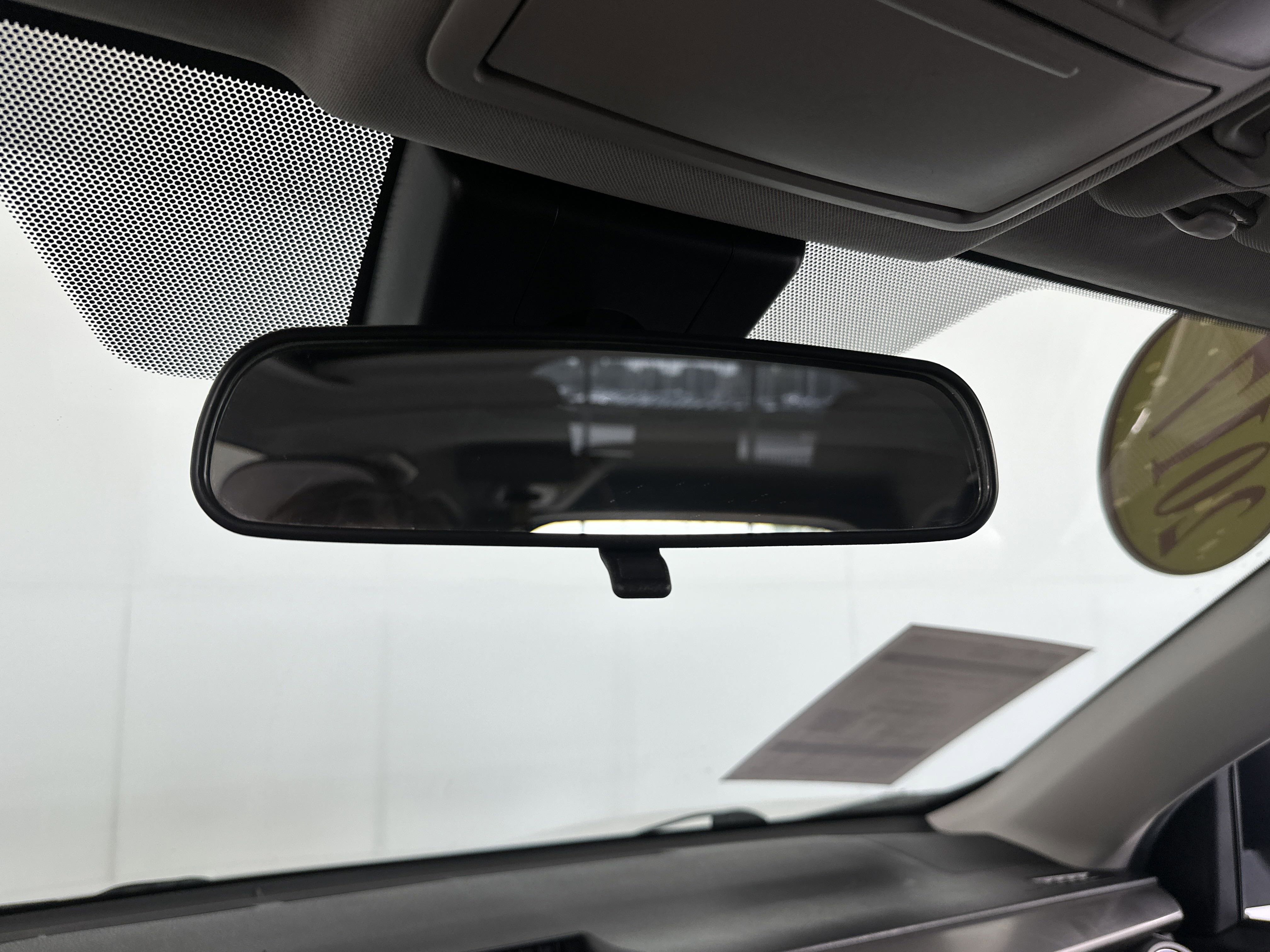 2017 Toyota RAV4 XLE photo 7