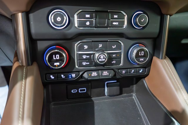 2021 Chevrolet Tahoe High Country photo 20