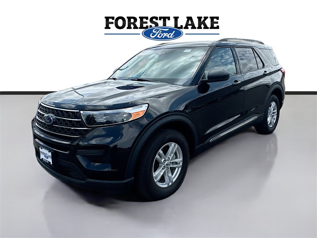 2023 Ford Explorer XLT photo 3