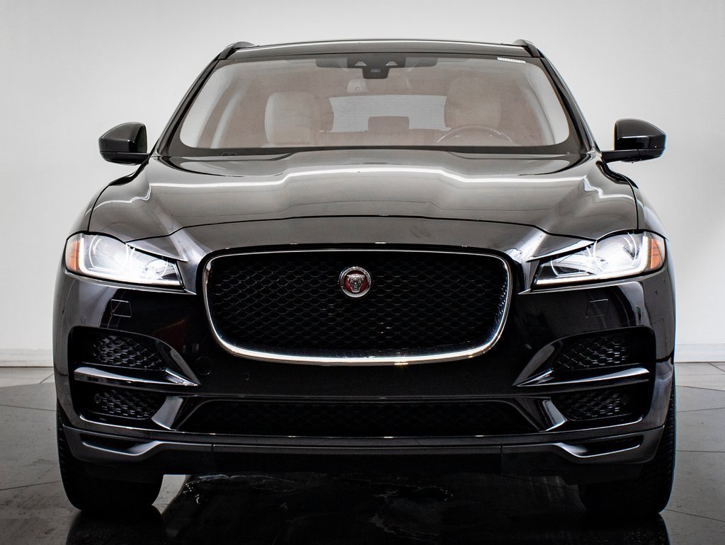 2018 Jaguar F-PACE Premium photo 2